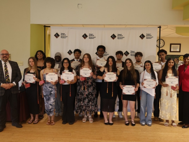 Dr. Katz, Dr. Perkins, and Seniors Group Photo