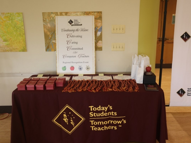 TSTT Senior Awards Table